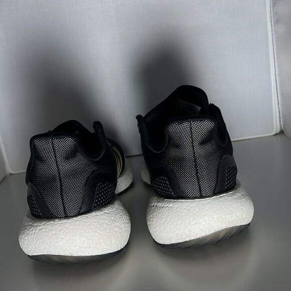 ADIDAS PUREBOOST 22 - Picture 4 of 11